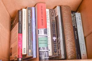 lot 80 image: Box of Non-Fiction Books, Mostly Contemporary