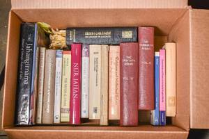lot 112 image: Box of Books on Indian Emperors