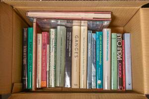 lot 116 image: Box of Indian History Books