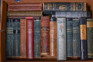lot 9 image: Box of Classics