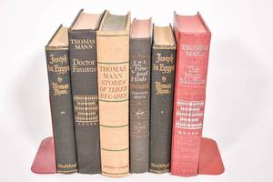 lot 202 image: Six Vintage Books by Thomas Mann