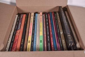 lot 102 image: Box of Records - Opera #1
