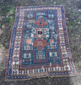 lot 339 image: Red and Blue Persian Rug