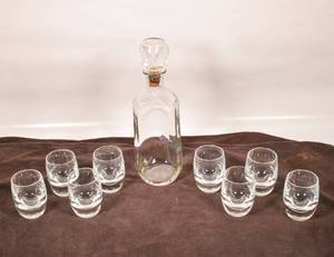 lot 376 image: Set of Eight Glasses and One Decanter