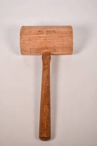 lot 357 image: Vintage Helenberg Mallet