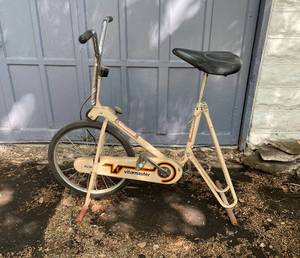lot 410 image: Vintage Vitamaster Slender Cycle Stationary Bike
