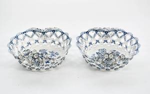 lot 138 image: Pair of Blue and White Reticulated Bowls