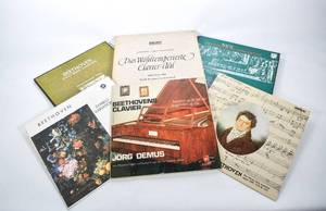 lot 110 image: Box of Records - Classical, Mostly Bach and Beethoven