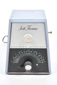 lot 106 image: Seth Thomas Electronic Metronome