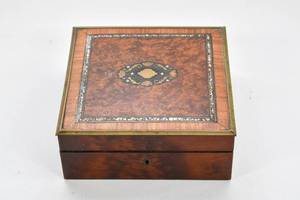 lot 90 image: Silk-Lined Trinket Box
