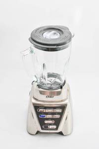 lot 93 image: Oster Pro 1200 Blender