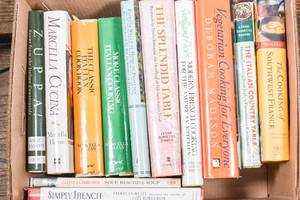 lot 213 image: Books - Cookbooks