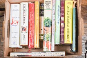 lot 214 image: Books - Cookbooks