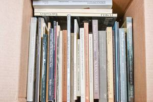 lot 201 image: Books - Antique & Vintage Art Catalogs