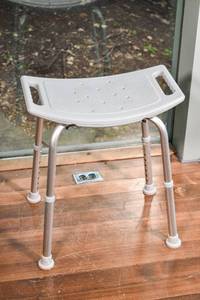 lot 175 image: Bath Bench by Drive