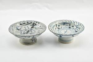 lot 63 image: Five Blue and White Porcelain Vessels