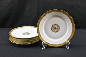lot 173 image: Set of Six Vintage White and Gold Porcelain Plates by Jean Pouyat