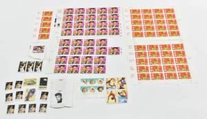 lot 303 image: Large Group of American Stamps