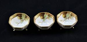 lot 311 image: Three Footed Bowls by Nippon Porcelain