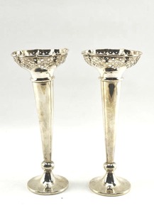 lot 166 image: Pair of Silver-Plated Vases