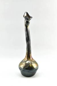 lot 123 image: Iridescent Art Glass Vase