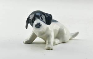 lot 138 image: Porcelain Dog Statuette by Royal Copenhagen