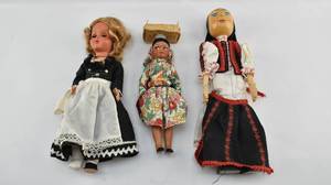 lot 264 image: Three Vintage Dolls