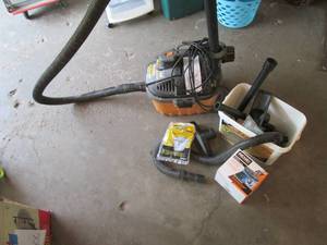 lot 105 image: 4 gallon Ridgid 5.0hp professional ...