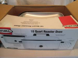 lot 133 image: Rival 18qt Electric roaster pan wit...
