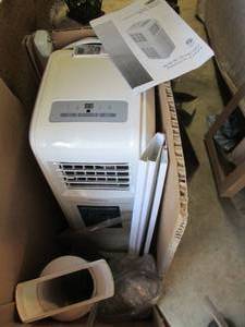 lot 134 image: Soledad Air 8000btu portable air co...