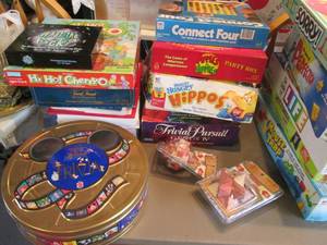 lot 181 image: Group of Multi-player trivia and in...