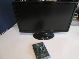 lot 200 image: Acer LCD computer monitor with new ...
