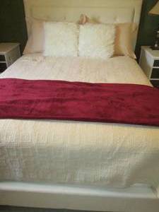 lot 6 image: Full size bed