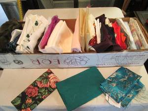 lot 31 image: Box with large variety of fabrics