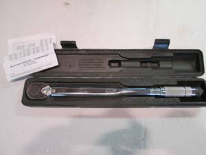 lot 35 image: 12 drive 150lb torque wrench