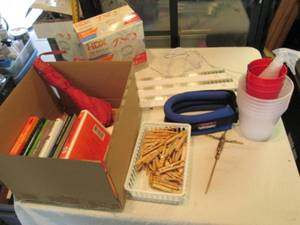 lot 36 image: Random lot includes kitchen garbage...