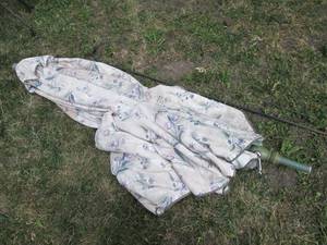 lot 69 image: Manual cranking Patio umbrella (no ...