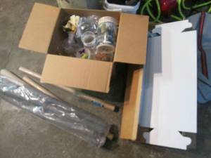 lot 82 image: Fold up boxes, vases and wrapping p...
