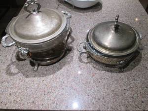 lot 92 image: Silver serving ware...