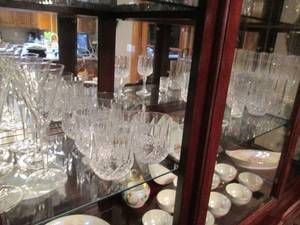 lot 297 image: Set of matching fancy drink ware an...