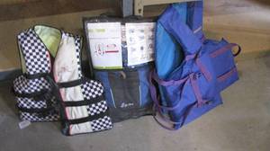 lot 256 image: Group of 3 life jackets for water s...