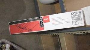 lot 260 image: RCA 70 mole outdoor antenna in orig...