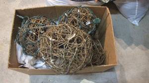 lot 273 image: Lighted grapevine ball decorations...
