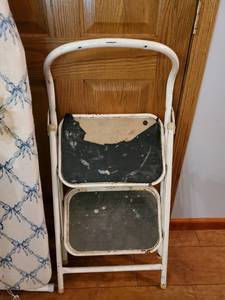 lot 234 image: Stepstool, Rubbermaid WrapnCraft holder with gift wrap, solid metal ironing board