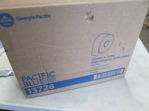 Georgia Pacific Jumbo Jr. Bath Tiss...