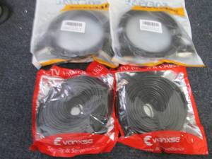 2 CCTV Power Cables, 2 DVI to DVI C...