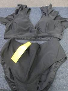 Ladies Medium 2pc Swimsuit...