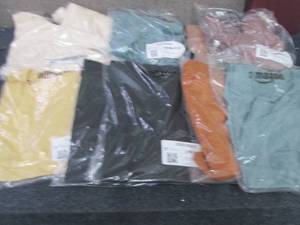 10 Goodthreads Mens Tshirts, 5 Med...