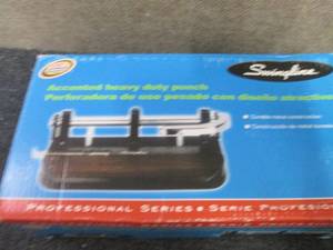 Swingline Heavy Duty Punch...
