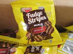 Case of 130- 1 oz pks Keebler Fudge...